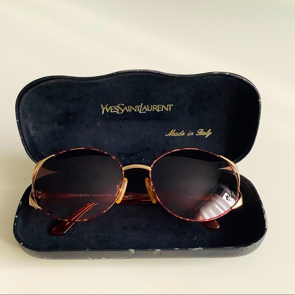 YSL sunglasses - nice model for lady 💜